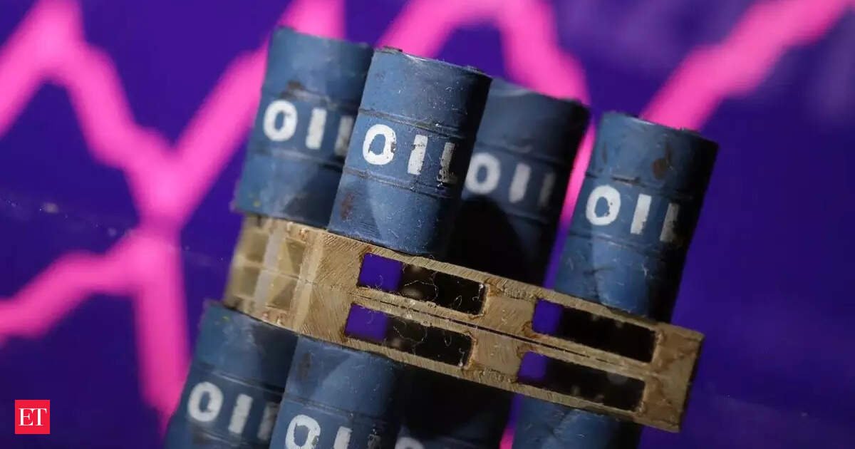 latest-us-sanctions-on-russia-throw-global-oil-trade-into-disarray,-india-scrambles