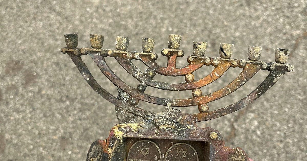 Replacing the irreplaceable: Judaica drive brings some joy to families hit by L.A. fires