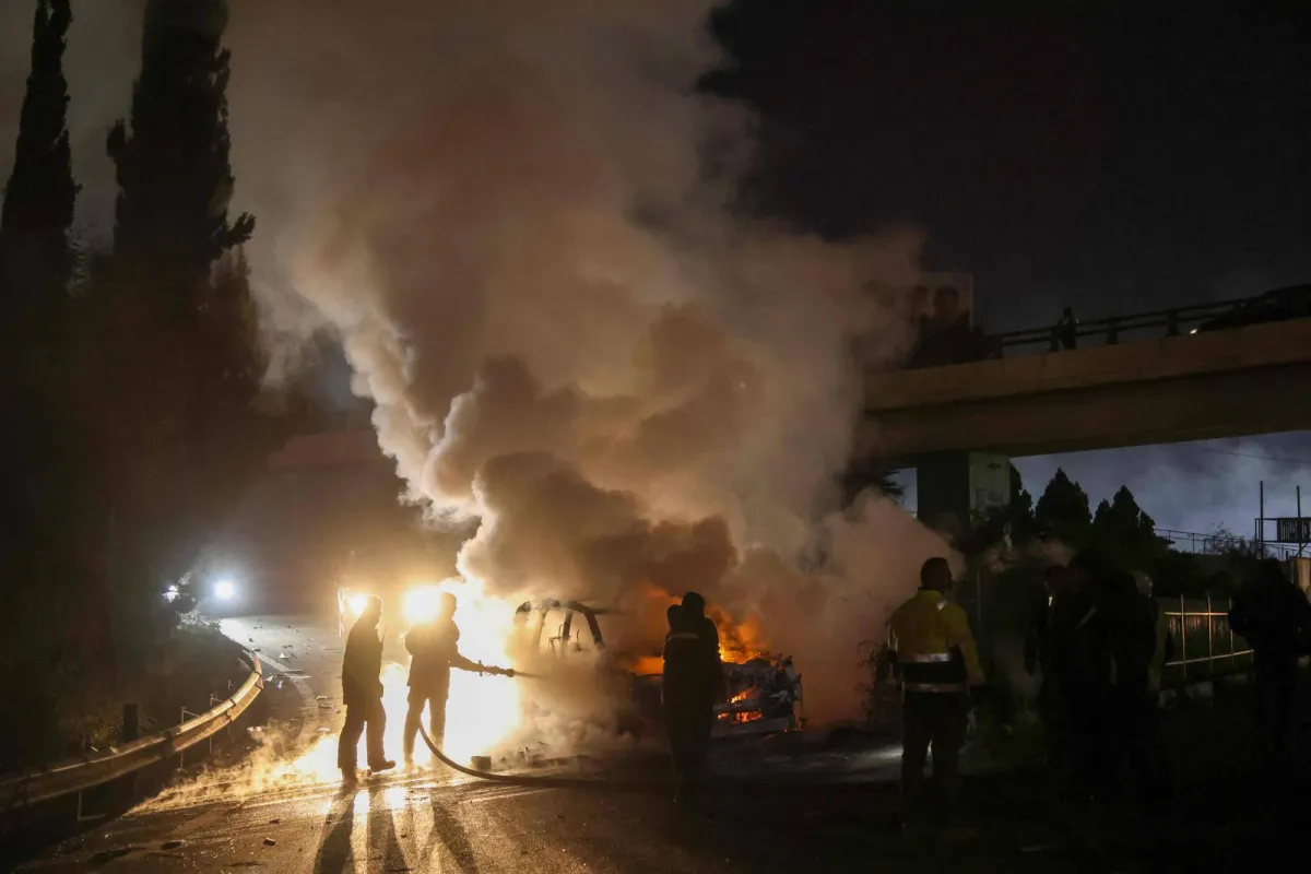 unifil-deputy-commander-injured-after-convoy-attacked-by-hezbollah-supporters-in-beirut