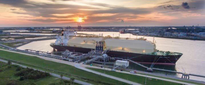 Trump Unleashes LNG and Drilling Free-for-All