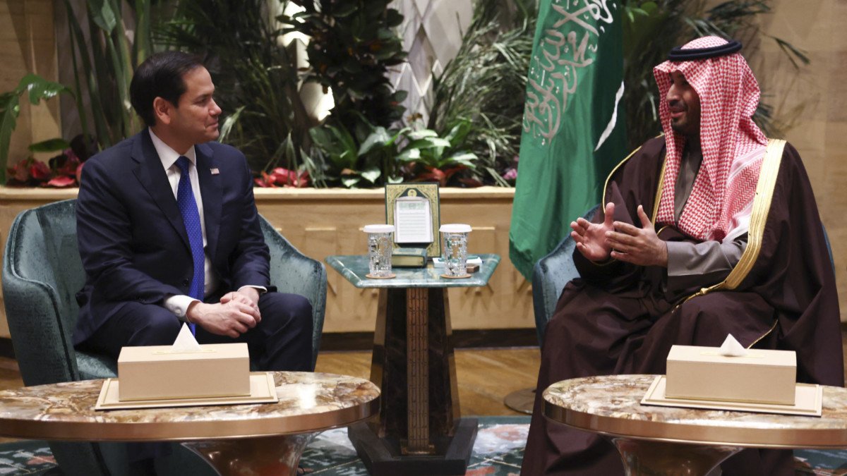as-trump-looks-to-turn-page-on-gaza-and-ukraine,-all-roads-lead-to-riyadh
