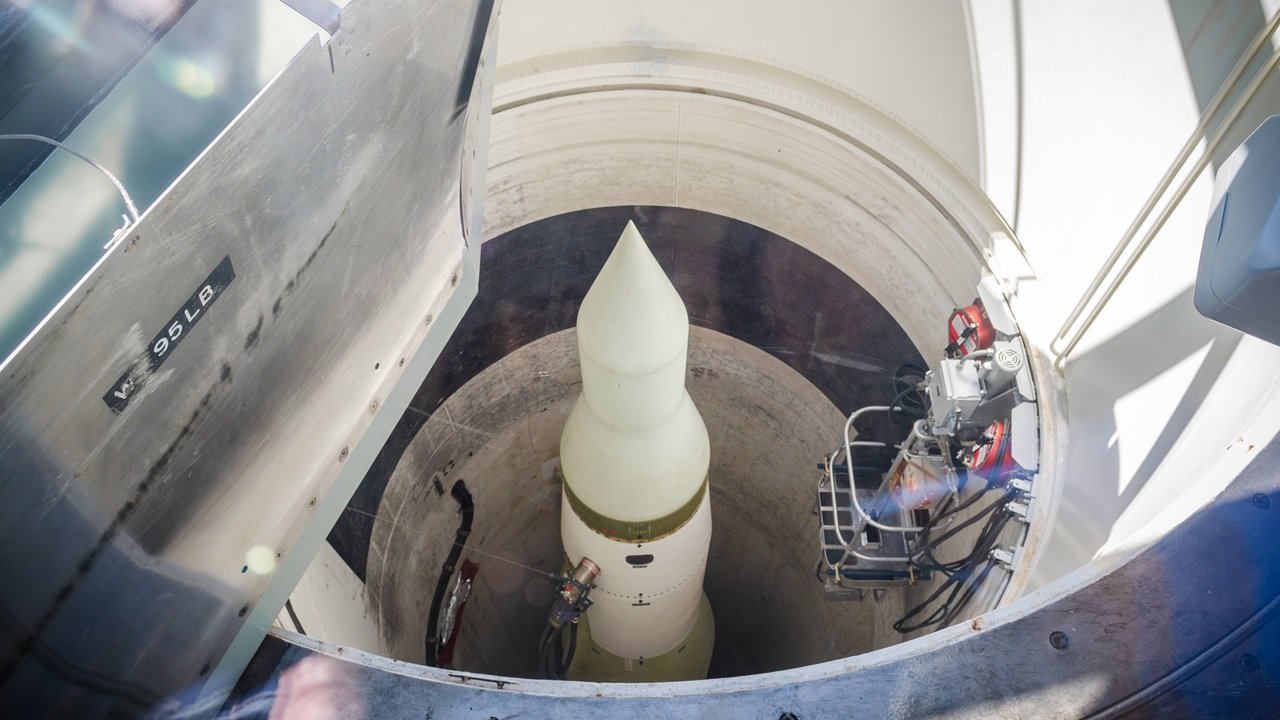 america-is-testing-a-“minuteman-iii”-ballistic-missile-tonight