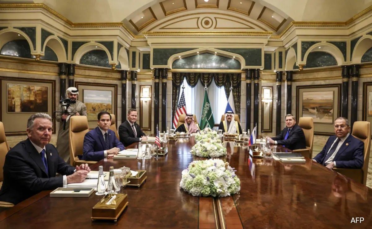 opinion-|-there’s-a-new-negotiating-table-in-town:-middle-east