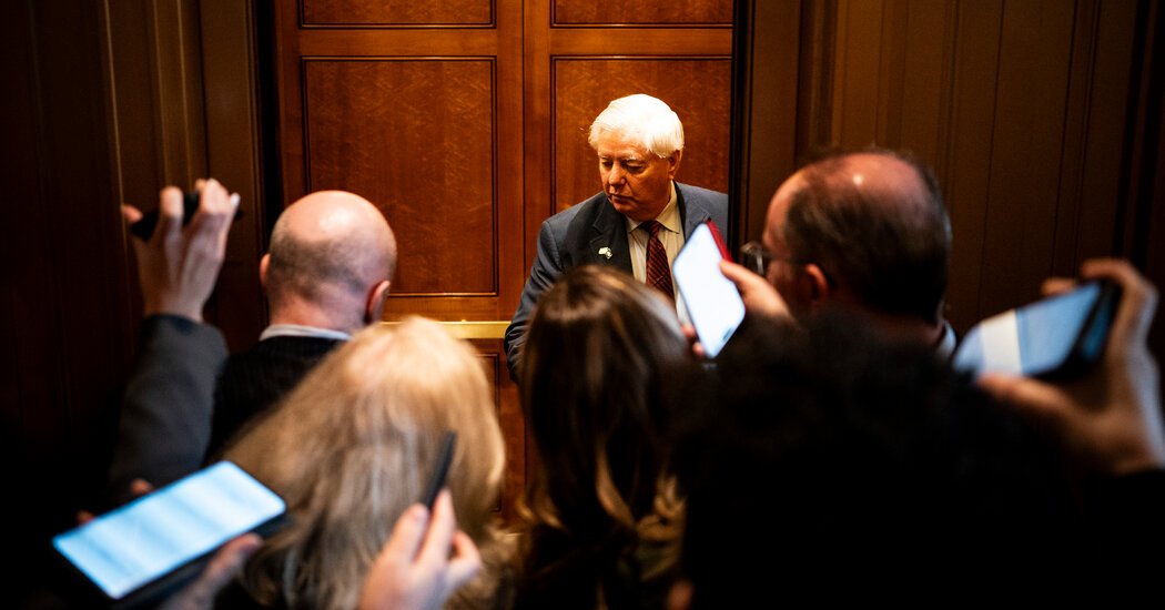 then-and-now:-how-republican-senators-have-shifted-tone-on-russia-and-ukraine