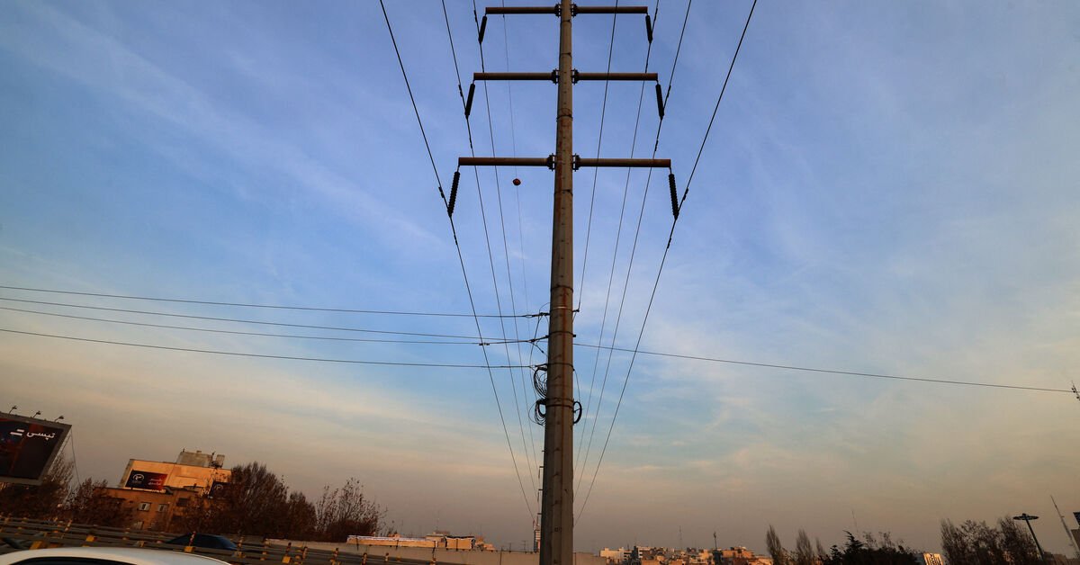iranian-officials-trade-blame-as-energy-crisis,-outages-worsen:-what-to-know