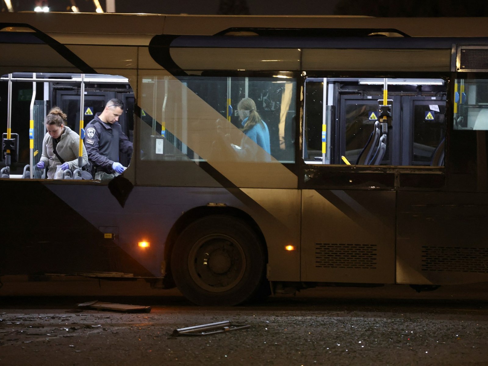 bus-explosions-near-israel’s-tel-aviv:-what-happened,-what-we-know-so-far