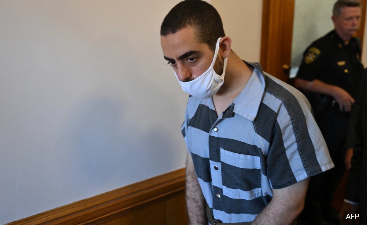 hadi-matar,-accused-of-trying-to-kill-salman-rushdie,-found-guilty