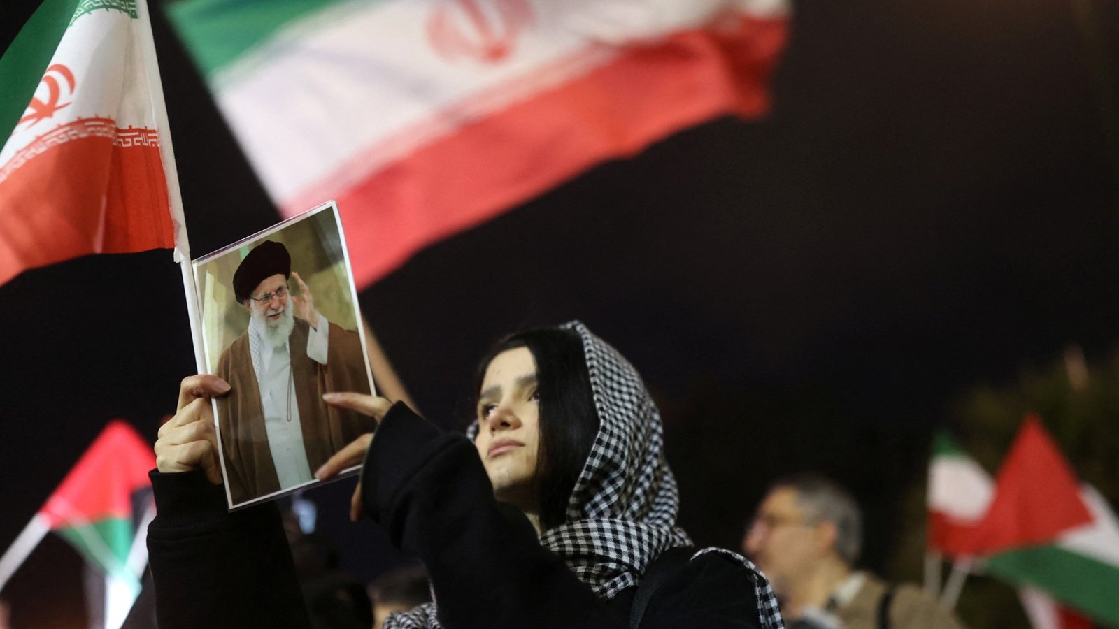 why-trump’s-return-to-‘maximum-pressure’-on-iran-is-doomed-to-fail-again