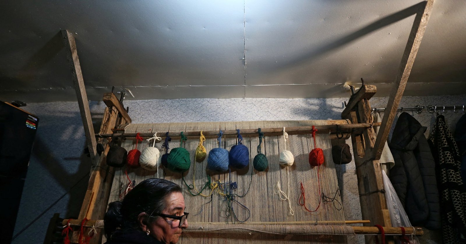 georgia’s-ethnic-minority-women-keep-ancient-rugweaving-art-alive