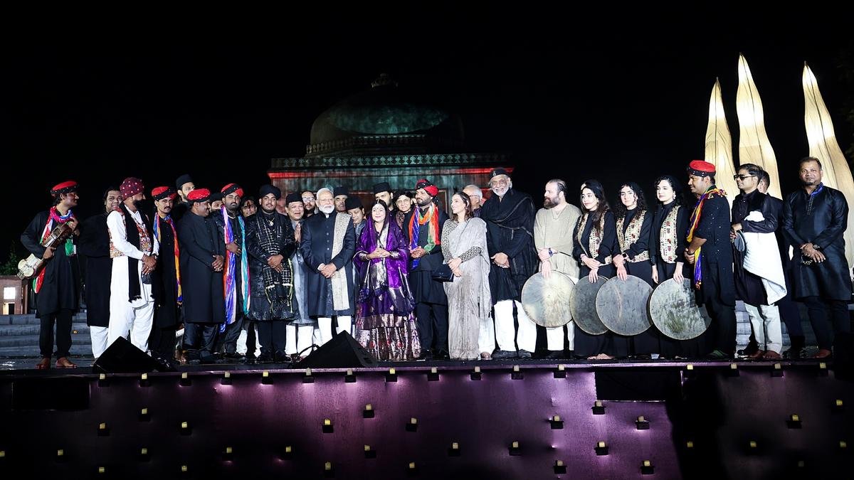 sufi-music-is-our-shared-heritage:-pm-modi-at-jahan-e-khusrau
