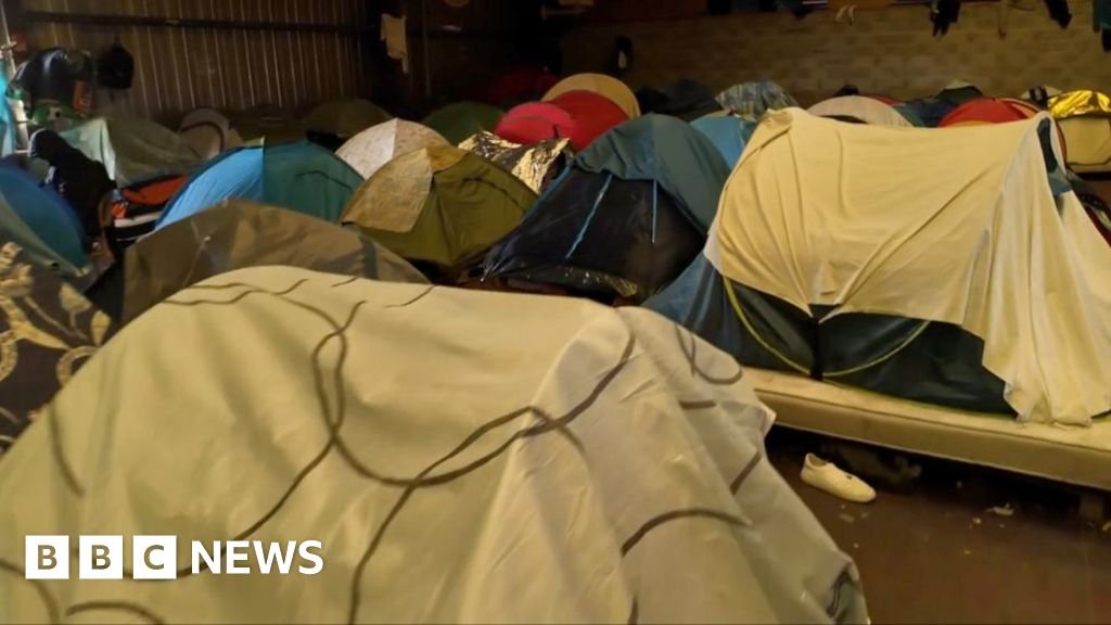 mayor-calls-for-pm-to-visit-calais-migrant-camps