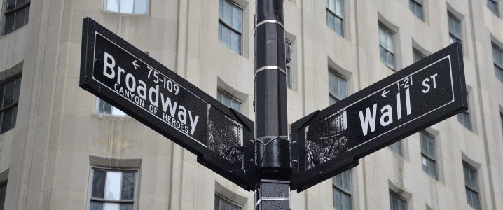 Oil Prices Rebound on Weaker U.S. Dollar