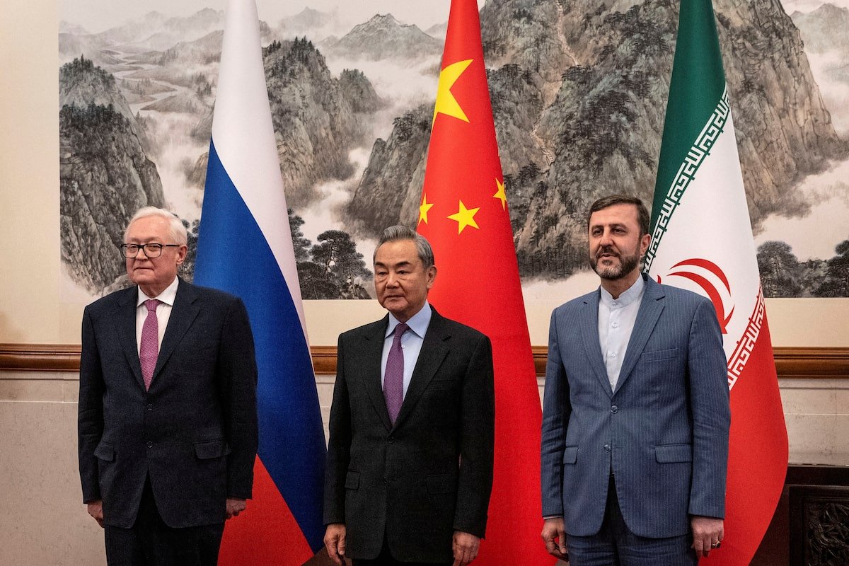 china-and-russia-back-iran-as-trump-presses-tehran-for-nuclear-talks