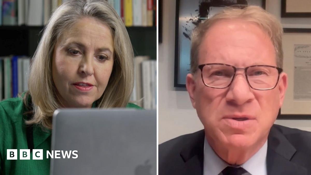 atlantic’s-goldberg-tells-bbc-white-house-should-deal-with-signal-breach-instead-of-attacking-him
