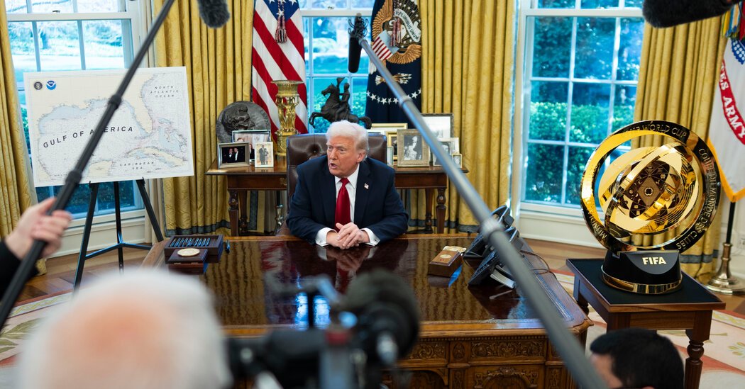 trump-calls-signal-leak-fallout-a-‘witch-hunt’