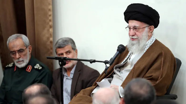 khamenei-warned:-iran-will-be-attacked-an-the-regime-will-fall