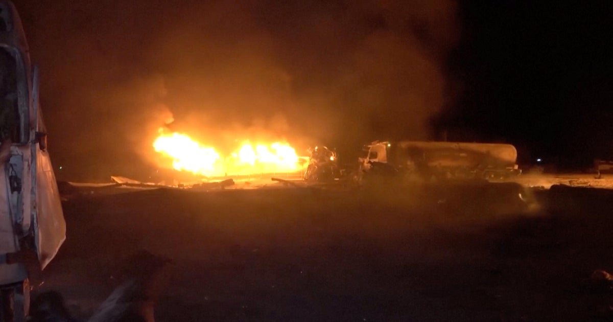 us.-strikes-on-oil-port-held-by-yemen’s-houthi-rebels-kill-dozens,-wound-over-100-more,-houthis-say