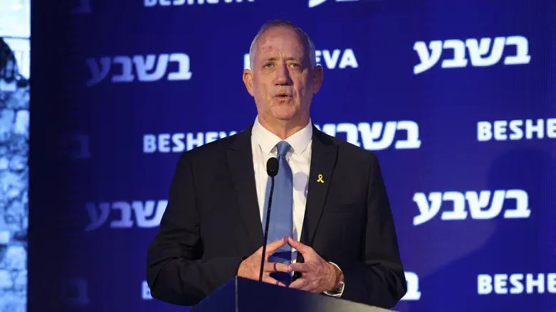 gantz:-our-fight-with-hamas-will-take-years—but-hostages-don’t-have-that-time