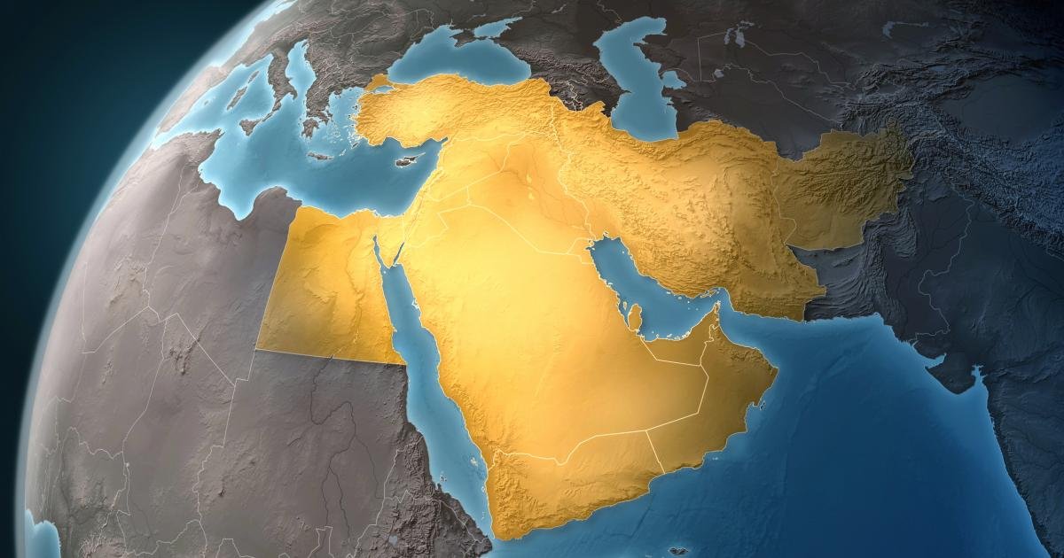 ayaan-hirsi-ali-on-why-the-iranian-regime-needs-to-be-‘brought-down’