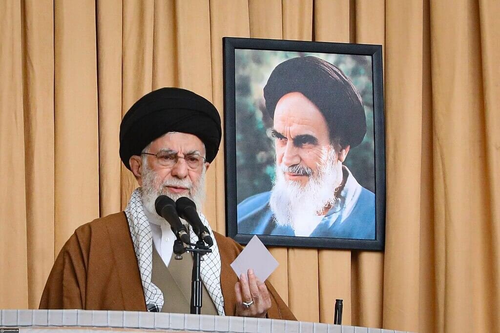 why-talk-of-‘regime-change’-raises-lingering-ghosts-of-humiliation-in-iran