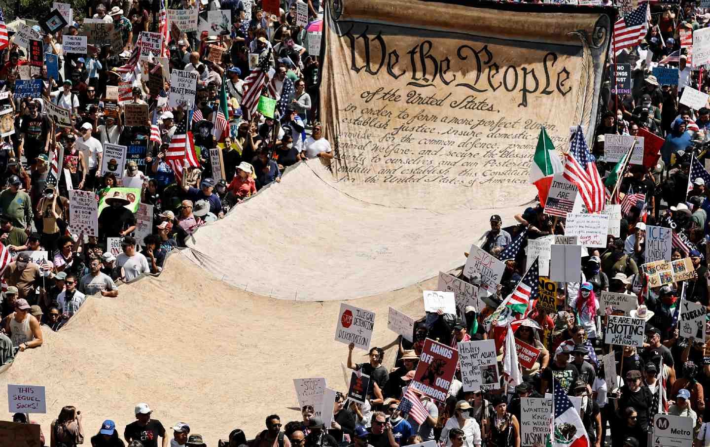 how-qr-codes-and-demonstrations-can-expand-the-circle-of-opposition 